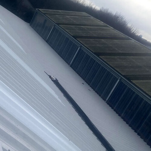 Box profile roof sheeting