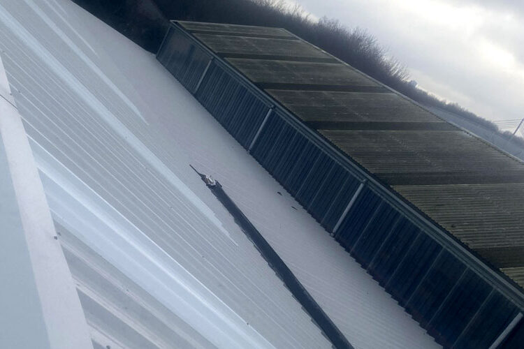 Box profile roof sheeting